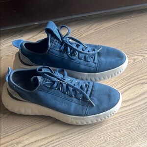 🎁🎁Cole Haan Kids Navy Sneakers